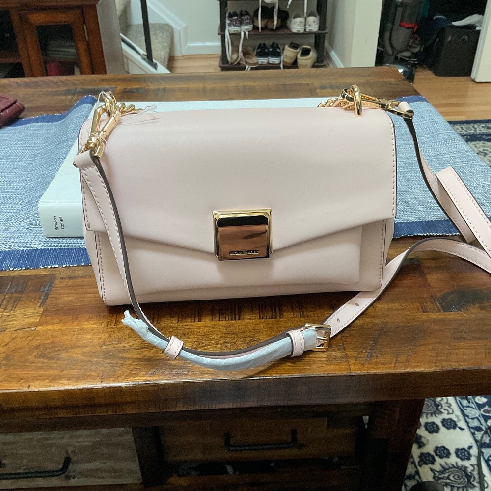 michael kores adorable NEW with tags leather